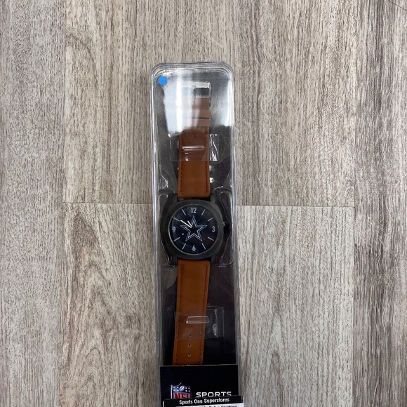 NEW Sparo DALLAS COWBOYS Leather Watch - Picture 2 of 4